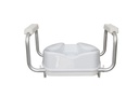 Elevainodoro blanco sin tapa visto desde el frente. Las barandas laterales están fabricadas en aluminio y recubiertas con apoyabrazos ergonómicos en espuma blanca para mayor confort al sentarse y levantarse.