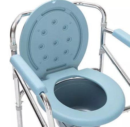ELEVAINODORO DE ACERO CROMADO PLEGABLE CON RUEDAS