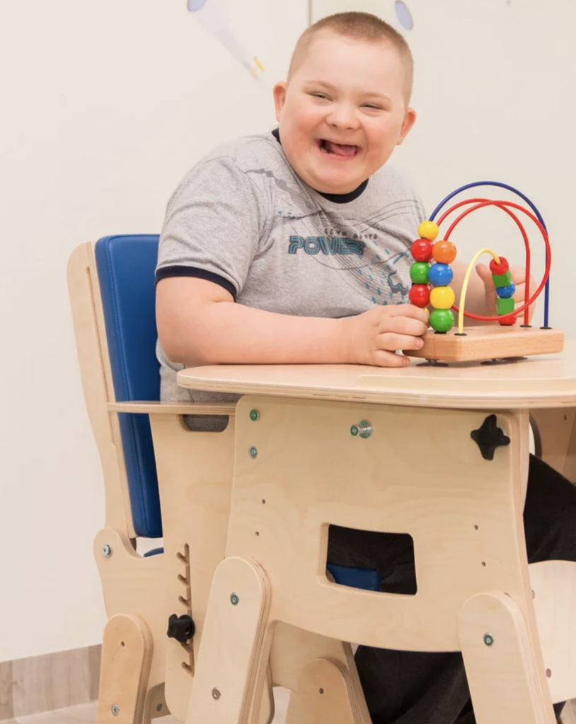 SILLA DE POSICIONAMIENTO AL PISO KIDOO