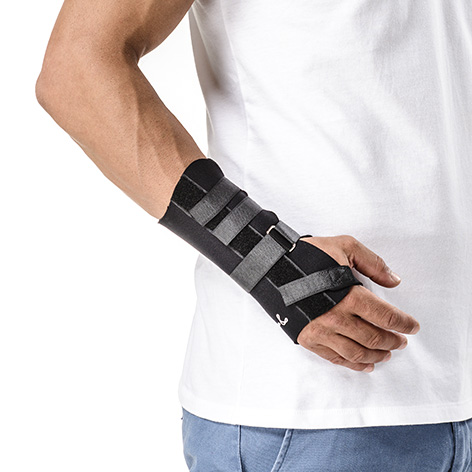 [1101-M7I U S] MUÑEQUERA INMOVILIZADORA ANAT U (S, Izquierda)